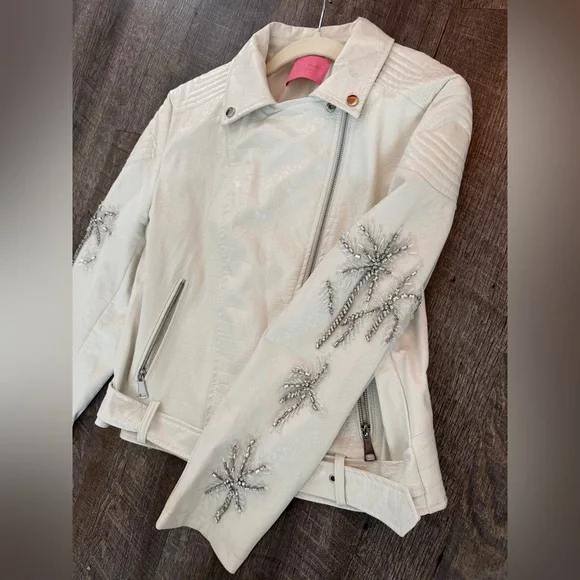 Azalea Wang Women's White Embellished Leather Jacket - Picture 5 of 11